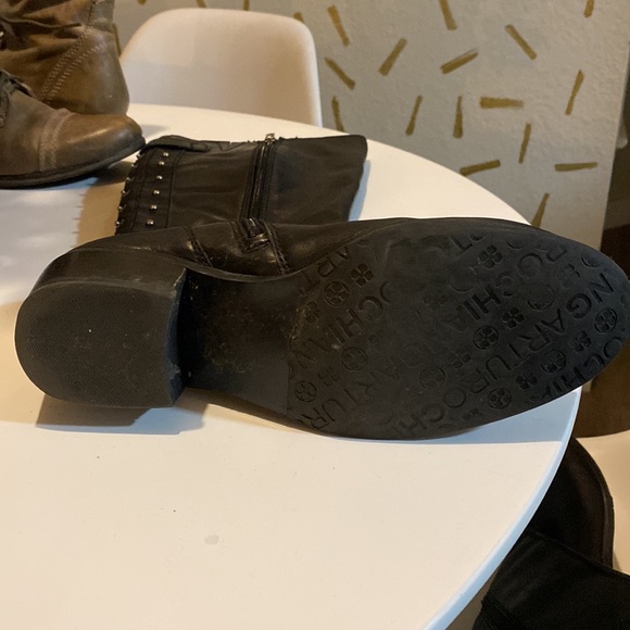 Arturo Chiang Black leather boots - Picture 7 of 8